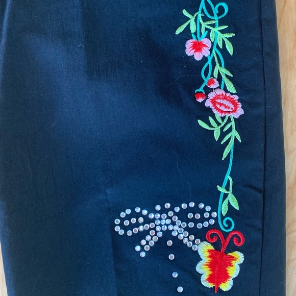 KaK Selection Embellished Black Stretch Ankle Pants (2) - Picture 3 of 4